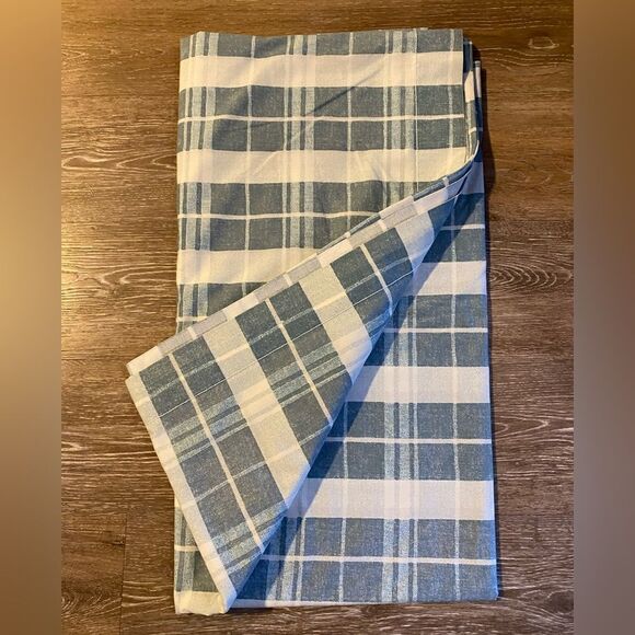Simple Plaid Design Bed Flat Top Sheet - Picture 5 of 5
